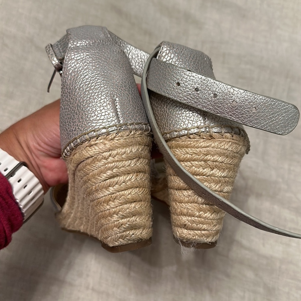 Vince Camuto “Leera” Soft Leather Espadrilles Size 8 - Picture 3 of 8